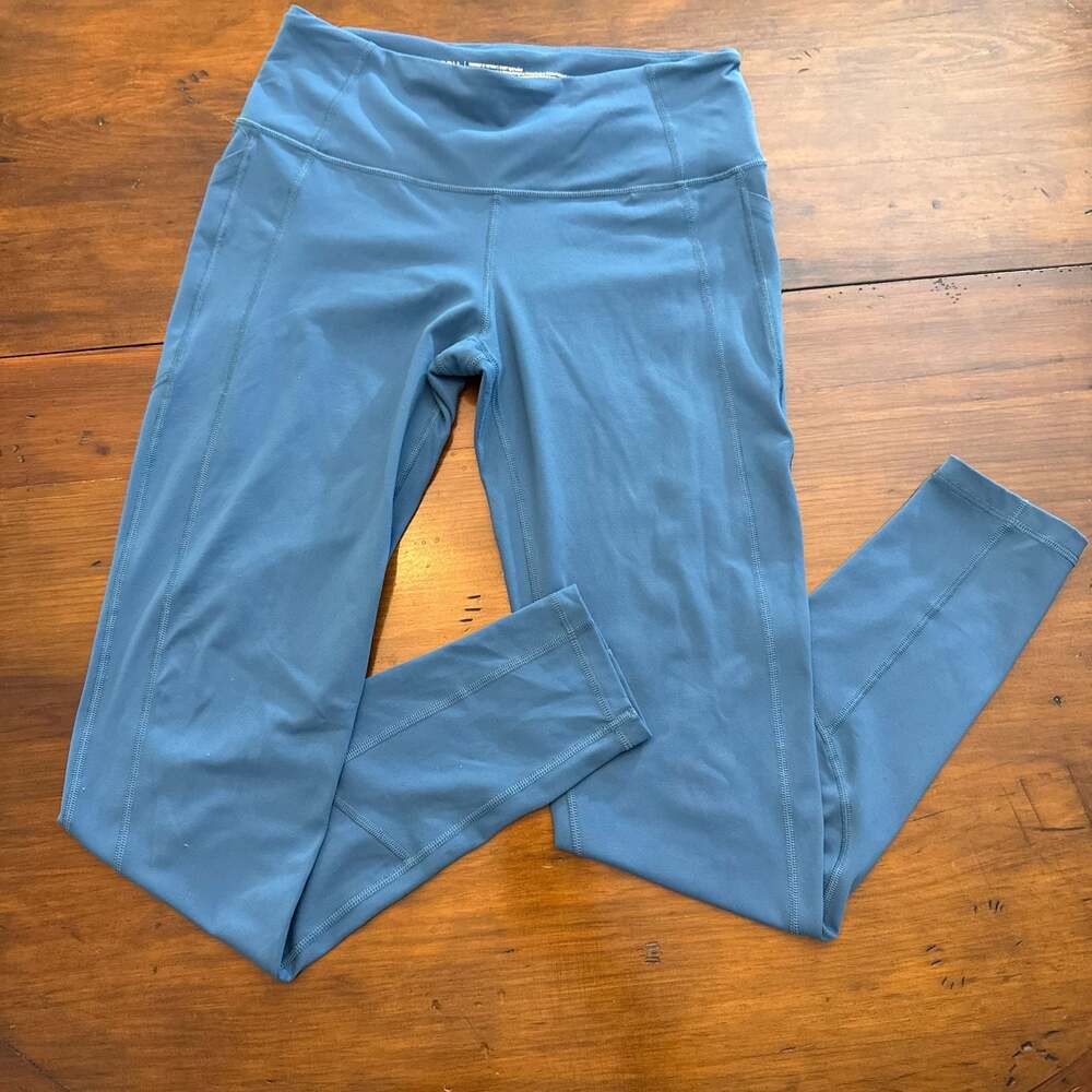 Victoria Sport Knockout Tight High-Rise Pocket Leggings